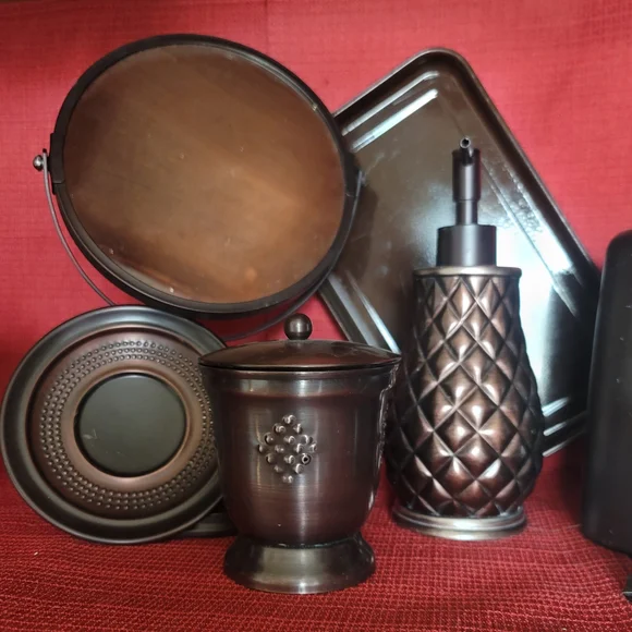 NEW! 6pc. Elegant Bronze/ Brown Metal / Ceramic Complete Bathroom Accessory Set - Picture 8 of 15